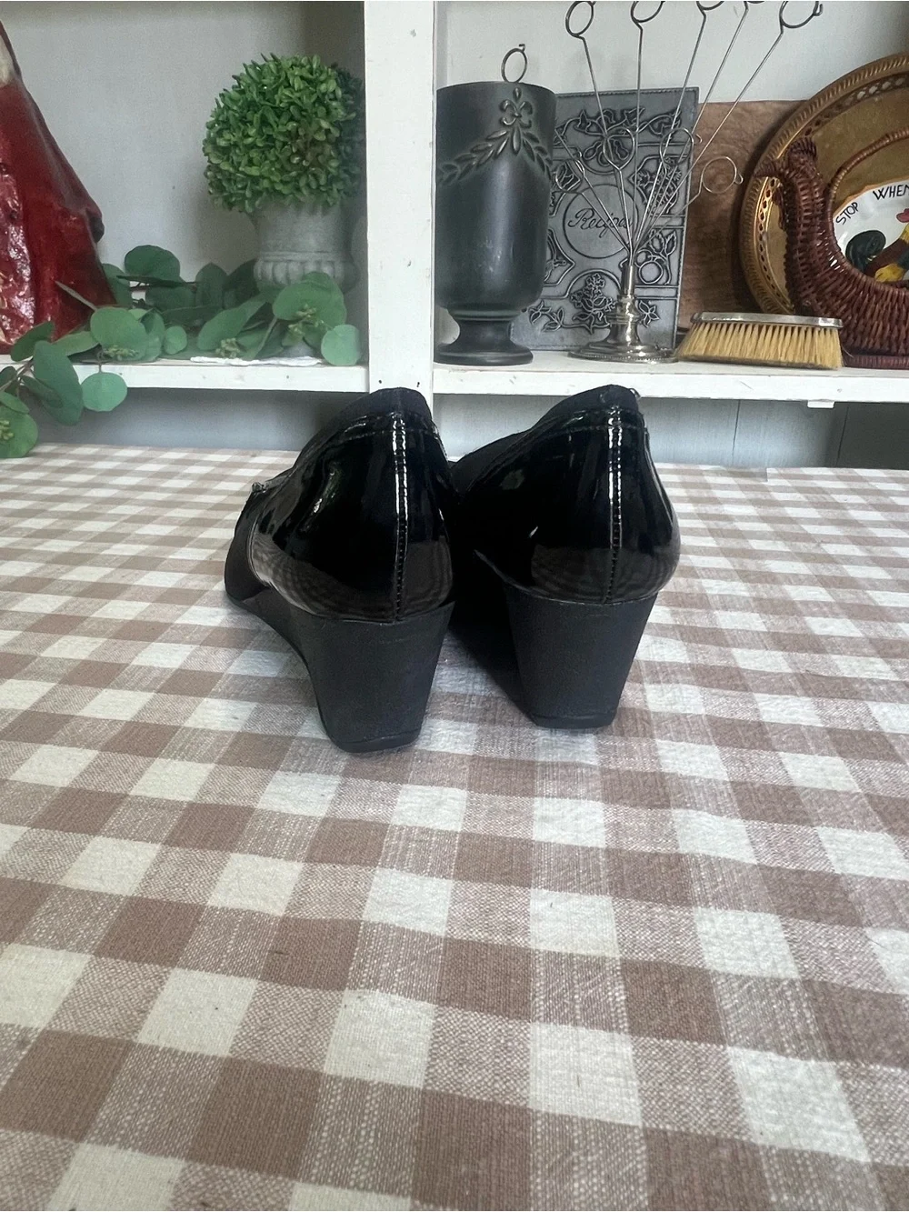Anne Klein black wedge shoes 7.5